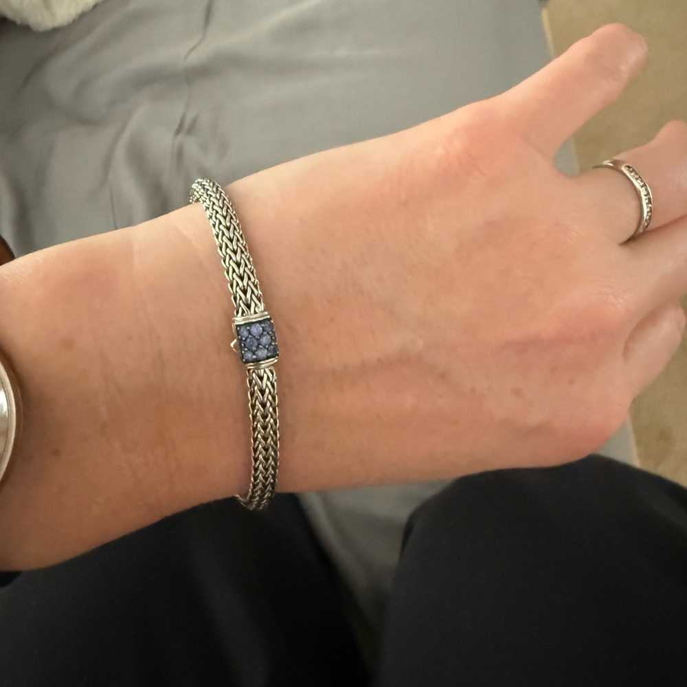 John Hardy Silver Bracelet with Blue Detail - Picture 7 of 12